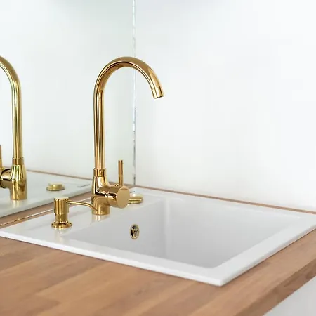 מלון דירות Oasis Airport By Revalhome טאלין