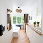 Aparthotel Oasis Airport By Revalhome