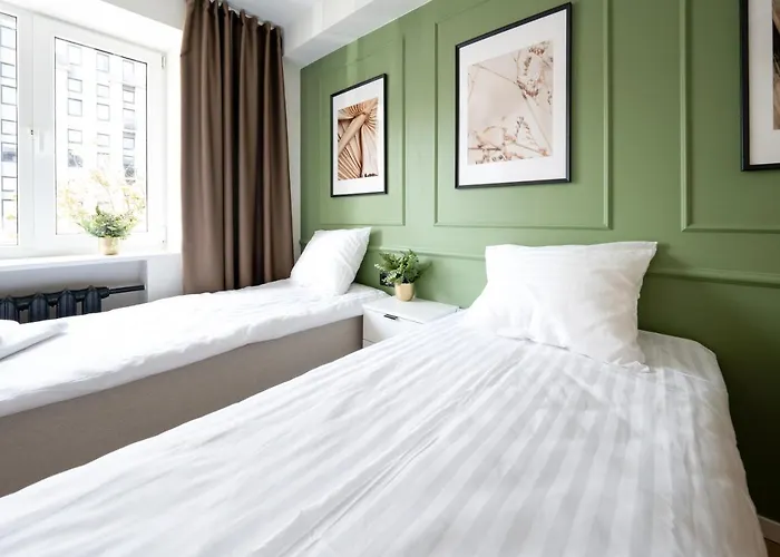 Apart-hotel Oasis Airport By Revalhome 3*