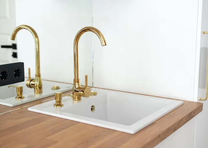 Aparthotel Oasis Airport By Revalhome Reval