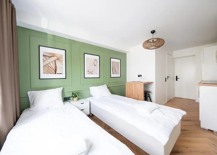 Oasis Airport By Revalhome 3*